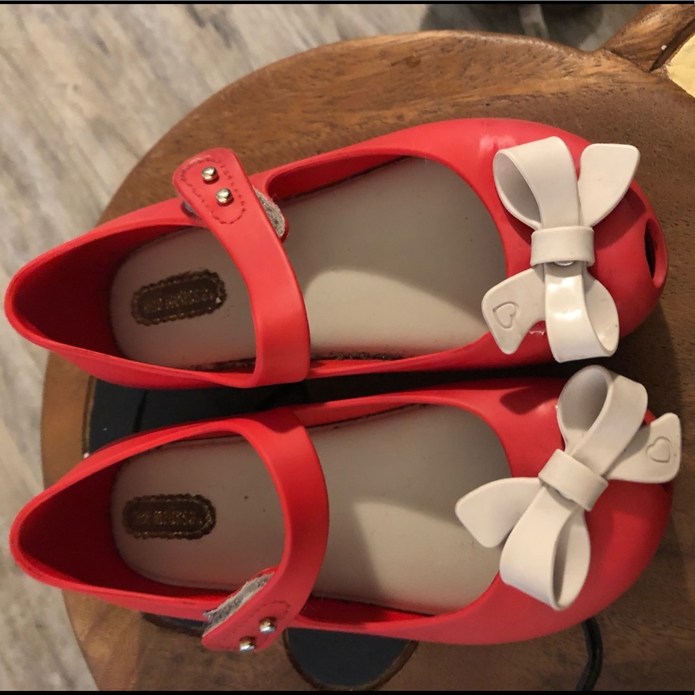 Size 10 mini Melissa